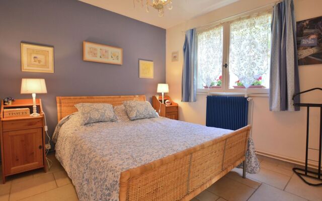 Modern Villa in Gareoult with Private Pool