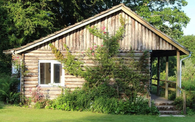 The Garden House - UK10987