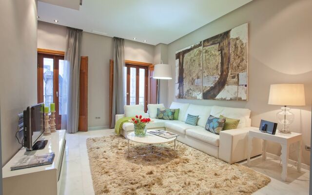 Micalet Apartments by Home Club