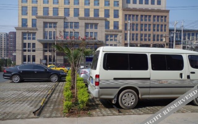 Yuyang International Hotel (Xi'an Lintong Terra Cotta Warriors Tourist Area Store)