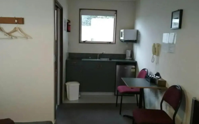 Willowbank Motel
