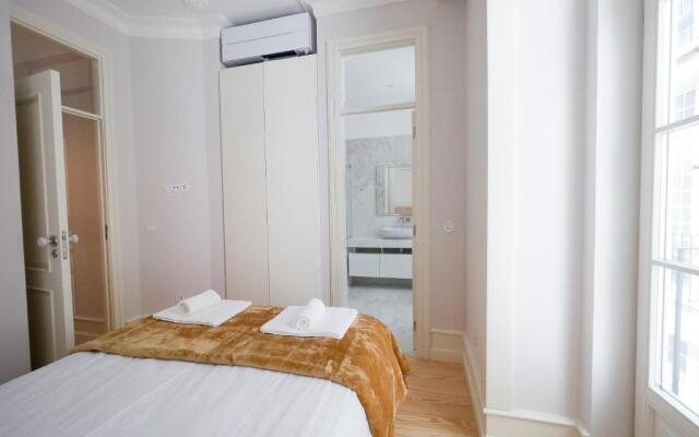 Augusta Street 229- 4 Esq