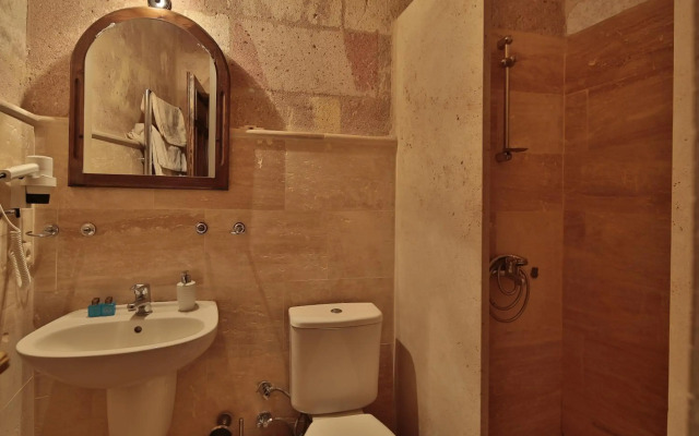 Travel Inn Cave Hotel