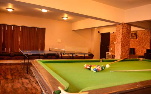 Hotel Pine Spring Gulmarg
