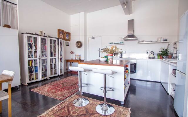 12 Decades Art Hotel