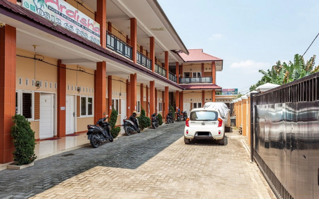 RedDoorz Syariah @ Jalan Letda Sujono Tembung