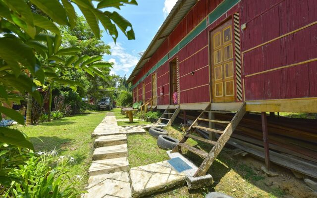 Oyo 90630 Mat Leon Village