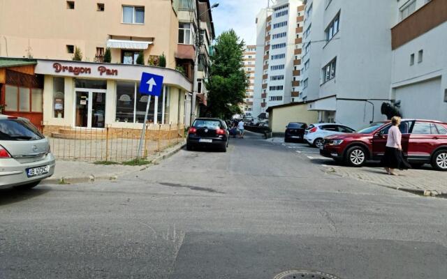 garsoniera 1 decembrie