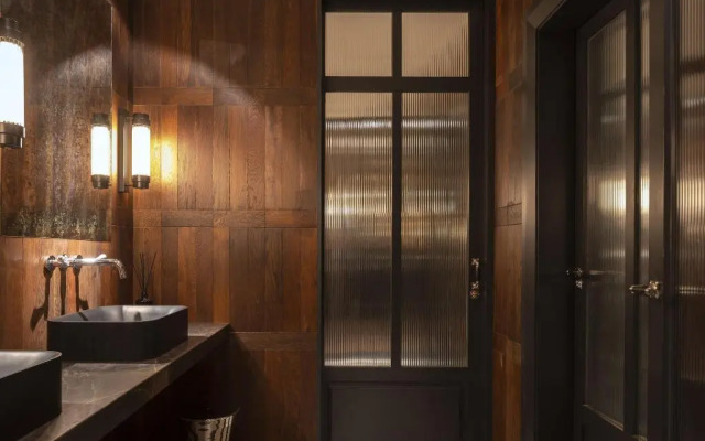 La França Travellers - Adults Only