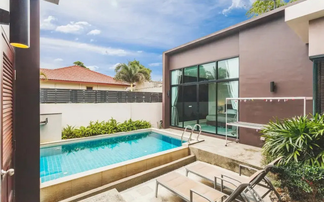 Two Bedroom Pool Villa in Bangtao