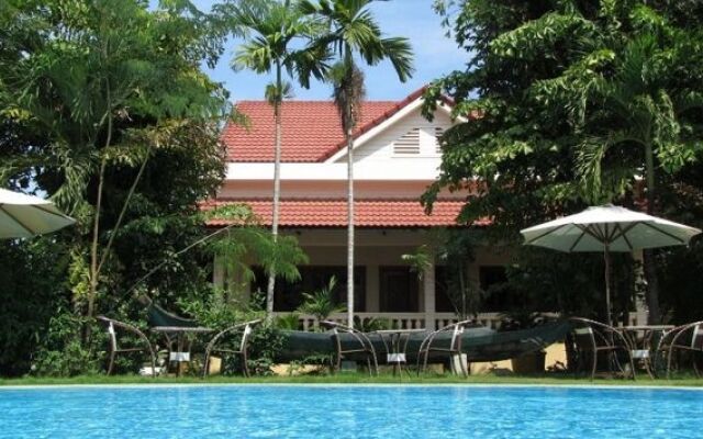 Les Bambous Luxury Hotel