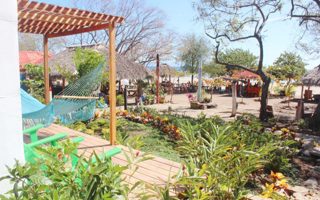 Playa Hermosa Ecolodge