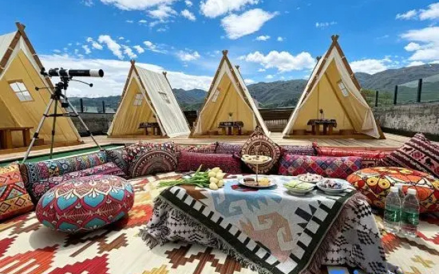 Nalati Yueting Lanshe Shanyu Homestay