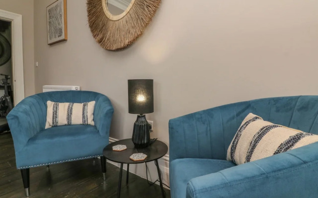 7 Belgrave Apartments