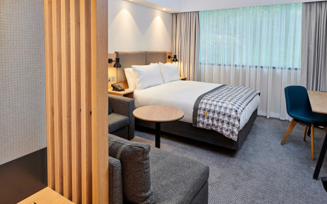 Holiday Inn Bristol Airport by IHG