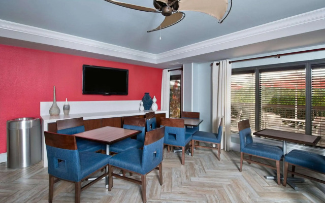 Hampton Inn - Naples - I-75