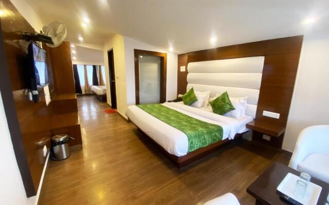 Hotel Royal Classic @ Mall Road Mussoorie