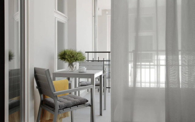Stradonia Serviced Apartments