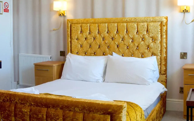 The Pier Hotel