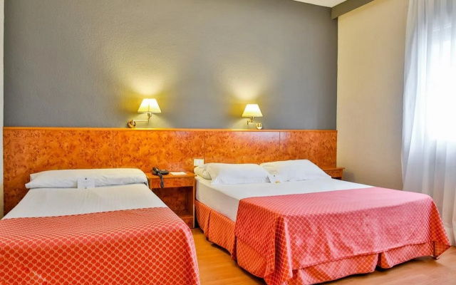 AP Hotel and Parking