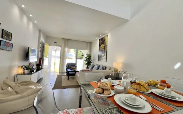 Vilamoura Club Villa 2 by Homing