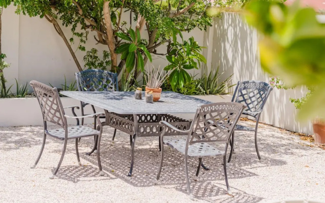 Mangel Halto Aruba one Minute Walk to Beach Apt1