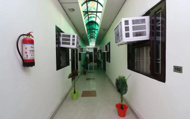 Country Inn Stay By OYO Rooms