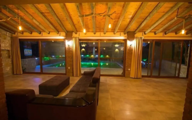 Mountain Hut Akyaka 2