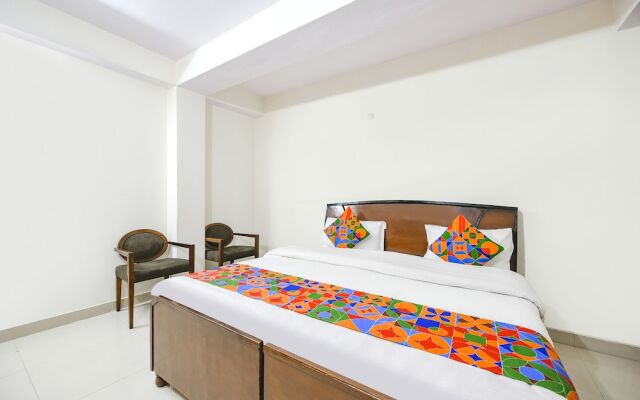 Fabhotel Ginger Grass