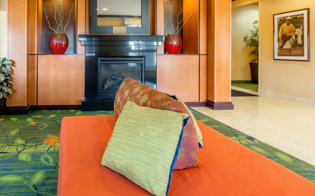 Fairfield Inn & Suites by Marriott Canton