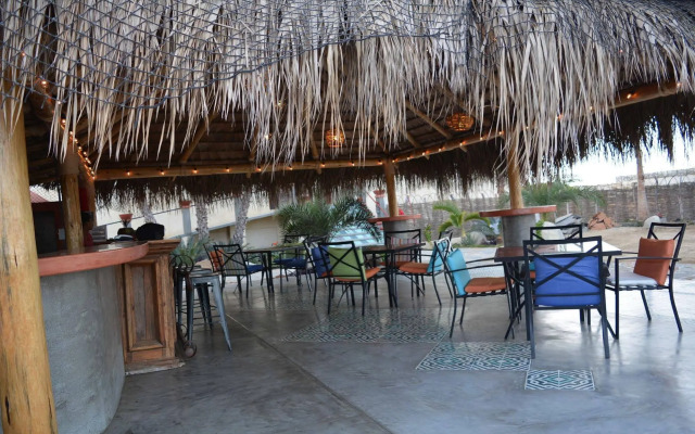 Tortugas Cerritos Beachfront Hotel