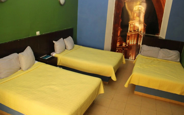 Hotel Guaranducha Inn