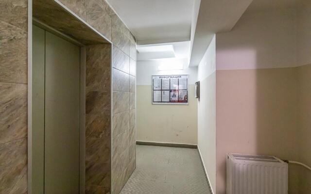 Apartments near the airport, RCB M12