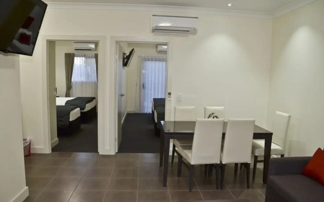 Swagsman Motel Miles