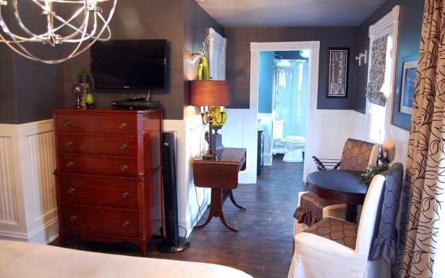 Rogers Island Getaway