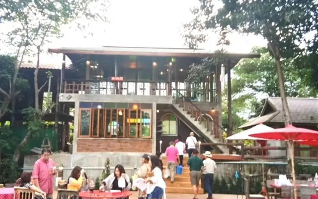 Ban Suan Tawan Chiang Dao