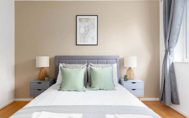 2 Bed Flat with Garden in Canonbury