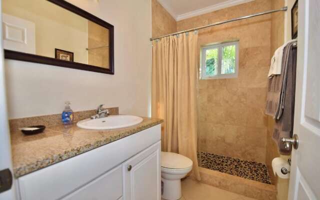 Paradise Pointe by Eleuthera Vacation Rentals