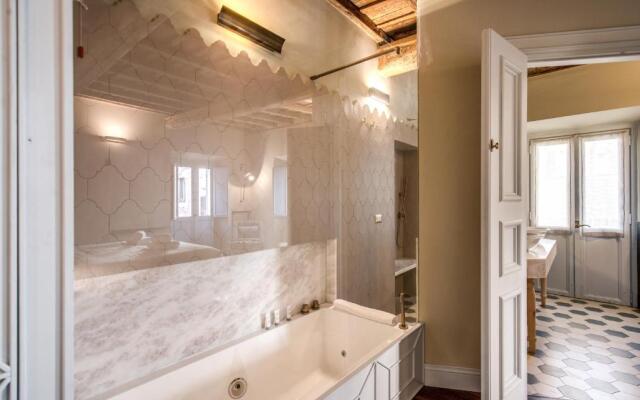 Febo Decharm apartment