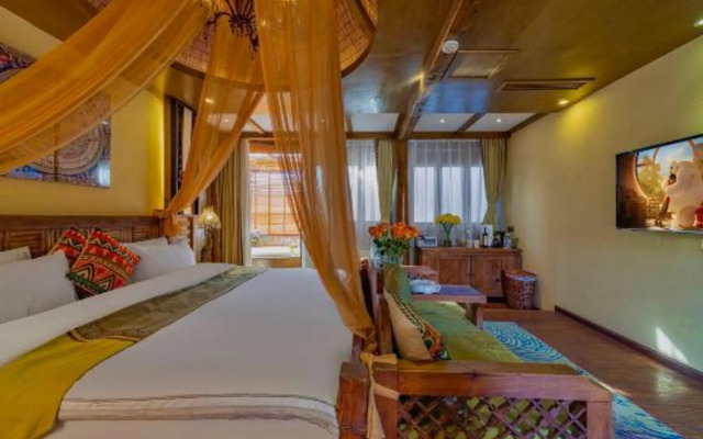 Sina Hotel Lijiang
