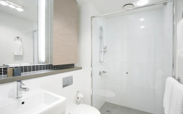 St Kilda Central Apartment Hotel