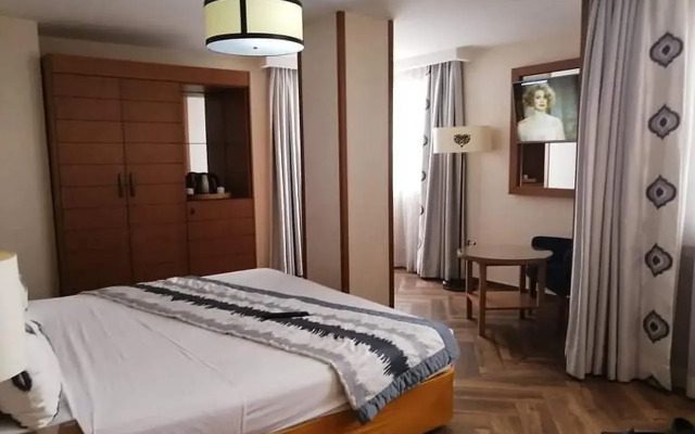 Nova Hotel