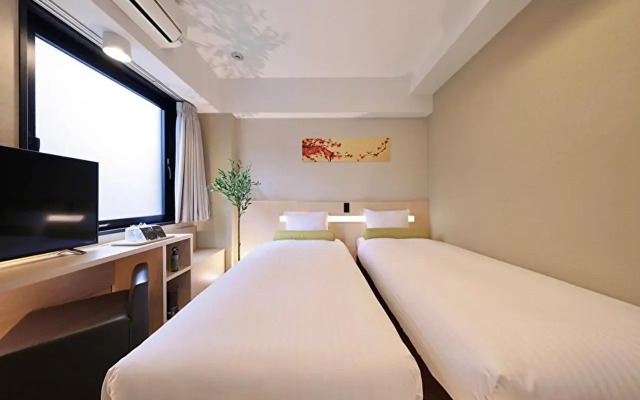 Shinsaibashi Higashi Crystal Hotel
