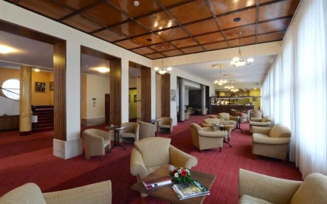 Hunguest Grandhotel Galya****