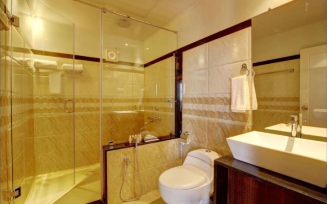 Contour Island Resort and Spa