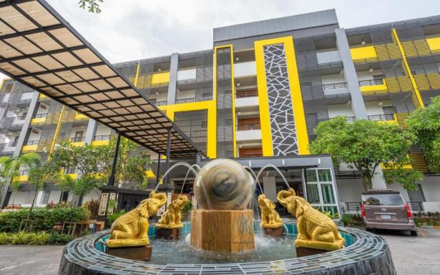 SB Living Place Hotel Phuket Town