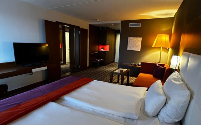 Mövenpick Hotel Zuerich-Airport