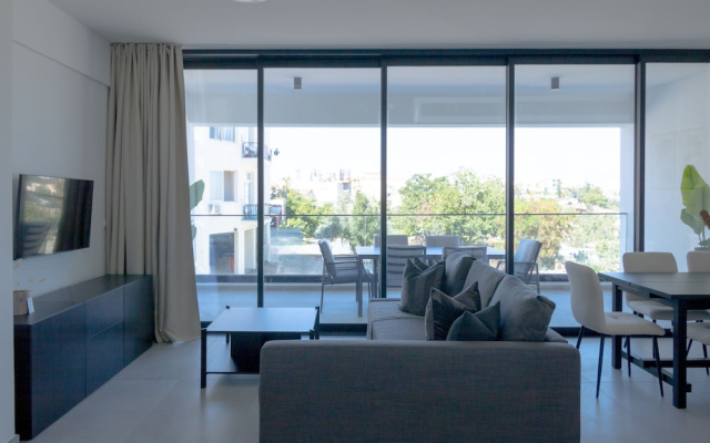 Phaedrus Living: White Hills Suites Panoramic View
