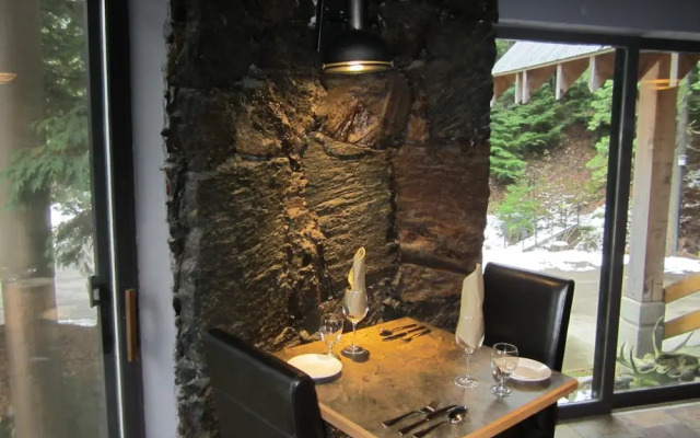The Lodge at Skeena Landing