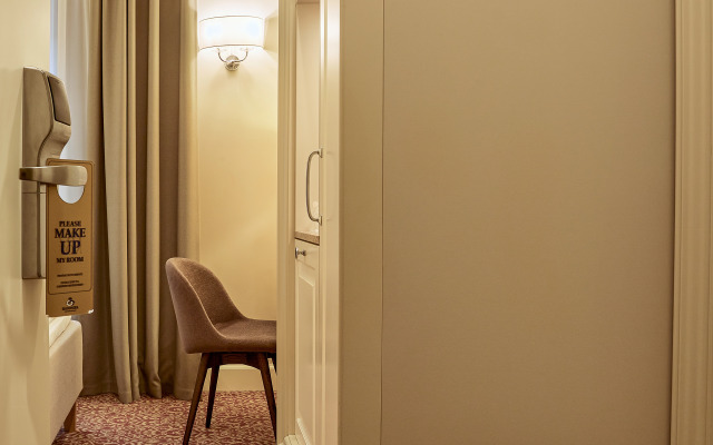 Ratonda Centrum Hotel